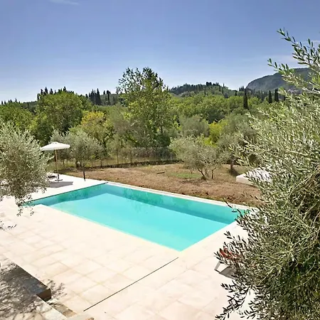 Samaras Villa Doukádes